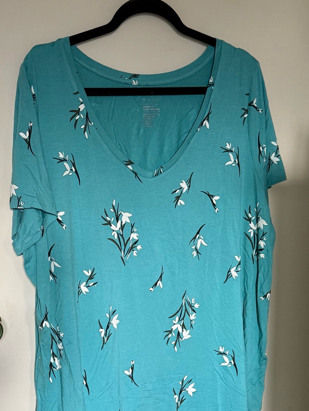 Addition Elle Michel Studio Teal Floral V-Neck Short Sleeve Top